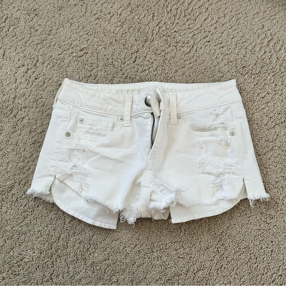 American Eagle Super Super Stretch White Distressed Shorts